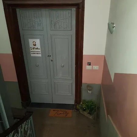 Alojamento de Acomodação e Pequeno-almoço I Puritani Catânia